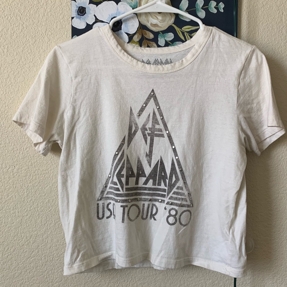 American Eagle T-shirt